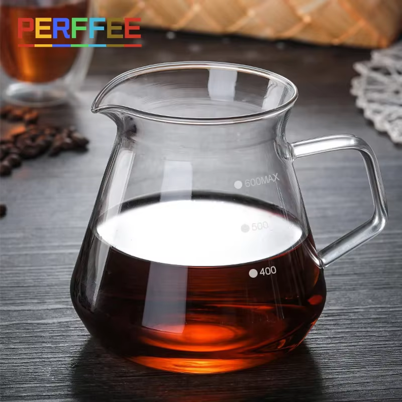 Serveur de café avec goutteur en verre