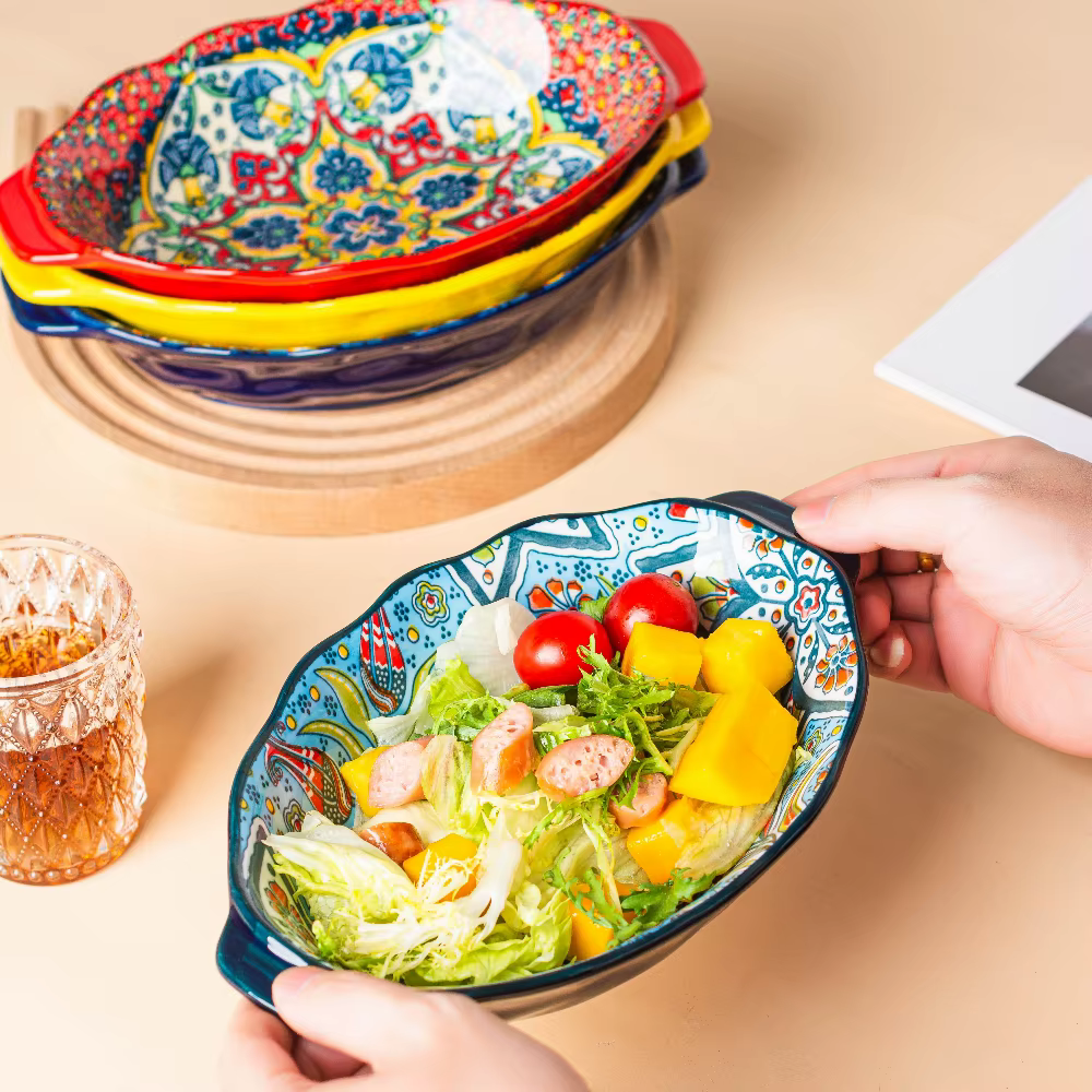 Plat de cuisson en céramique bohème en forme d'œuf