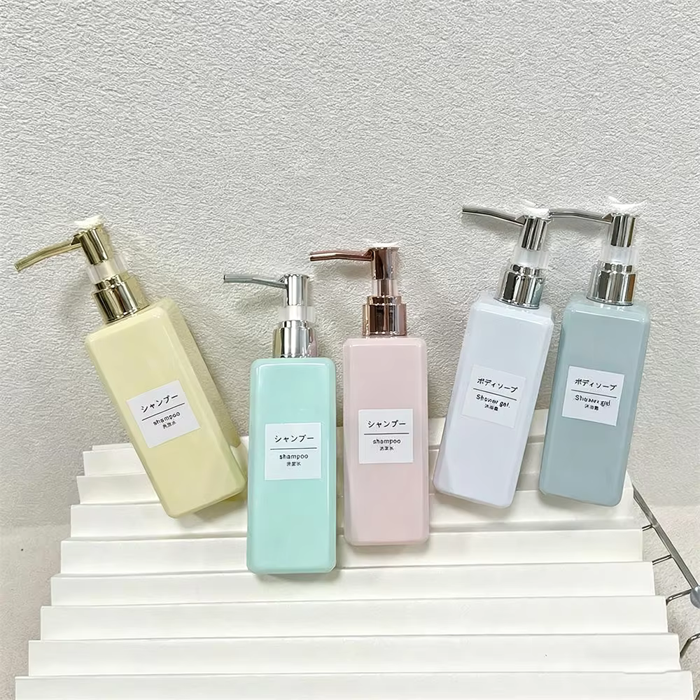 Distributeur de savon liquide rechargeable