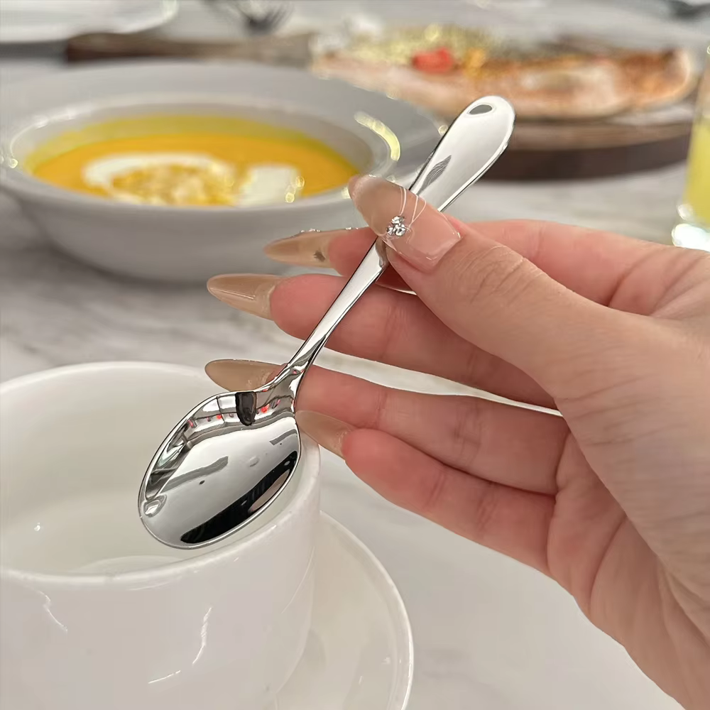 Ensemble de couverts en acier inoxydable