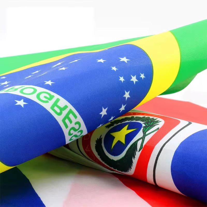 Drapeau national de la République centrafricaine KAFNIK, 14*21cm, 5 pièces, à agiter à la main, avec mât en plastique de 30cm