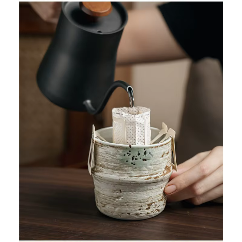 Tasse à café en céramique brute japonaise