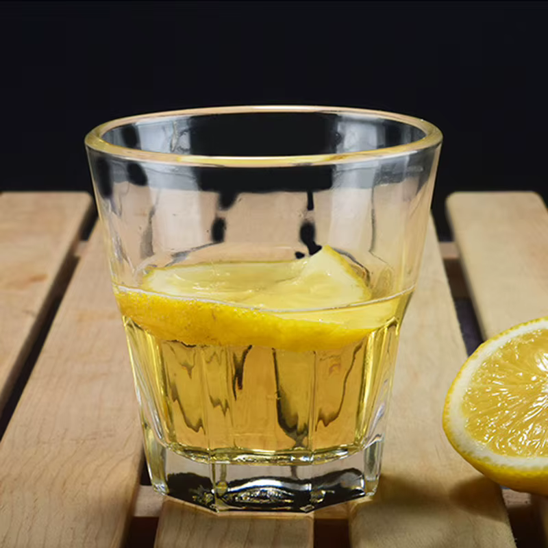 Verres en verre transparent