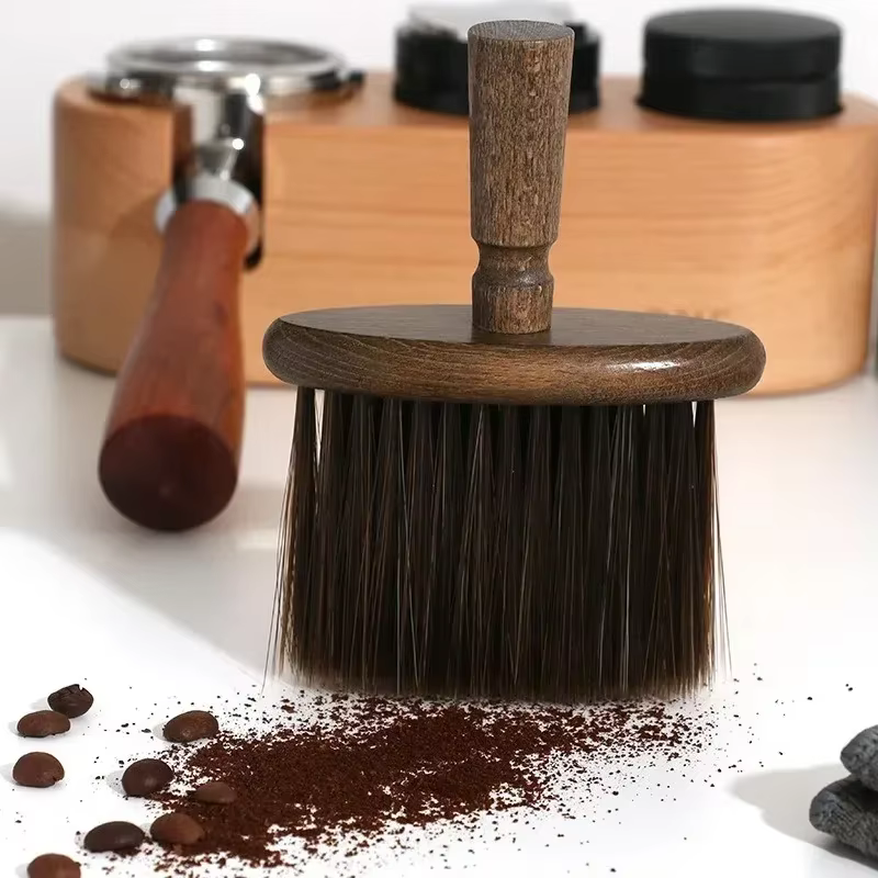Brosse de nettoyage de sol de café