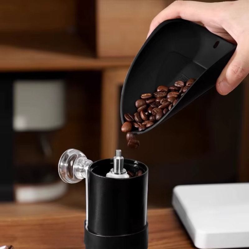 Tasse doseuse de grains de café