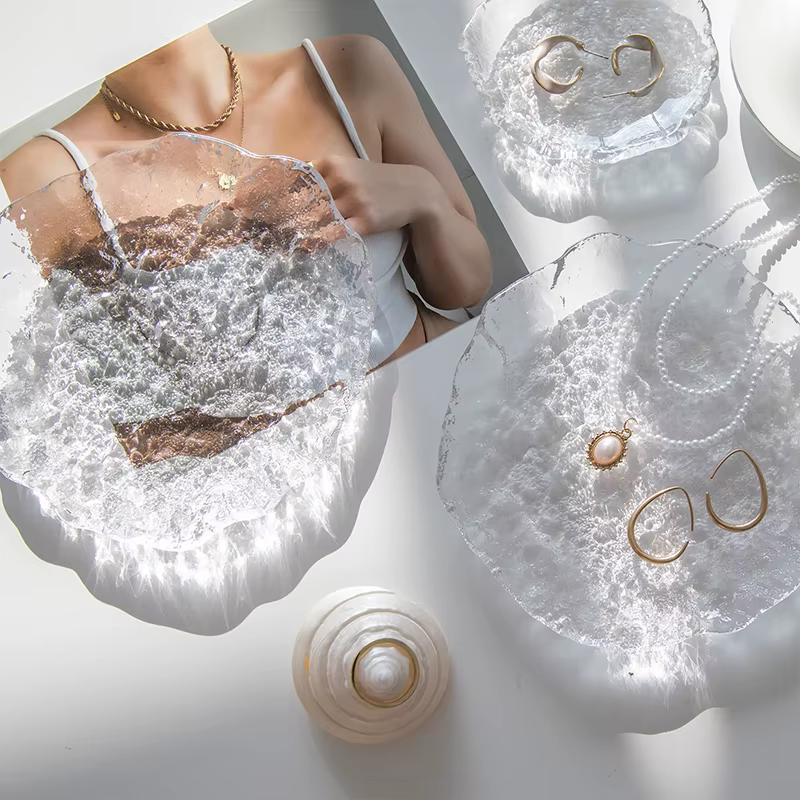Plateaux décoratifs en verre