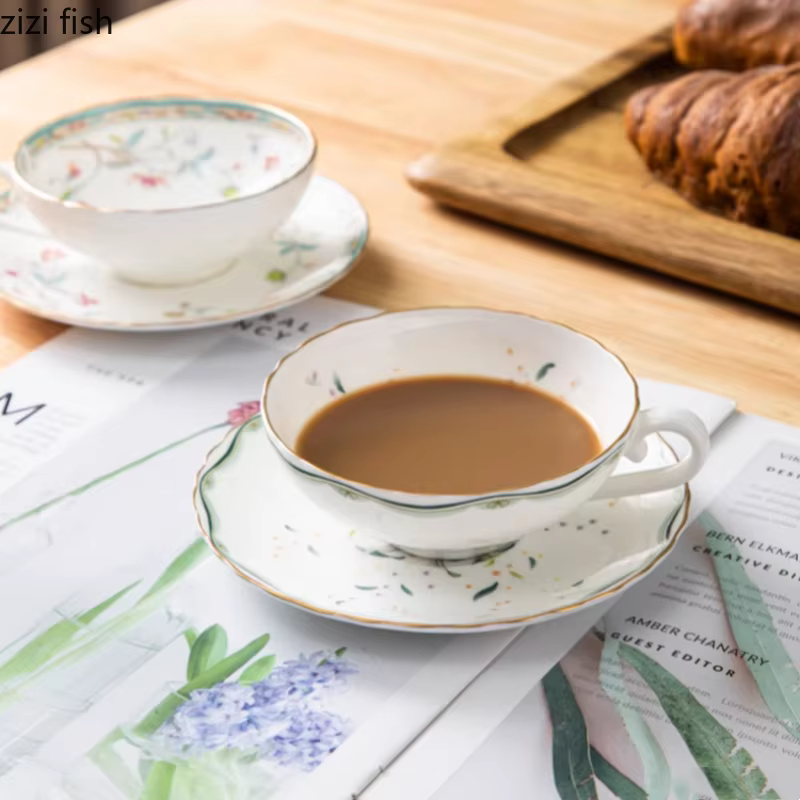 Tasse à café et thé Sophia China et ensemble de cuillères S/05 er