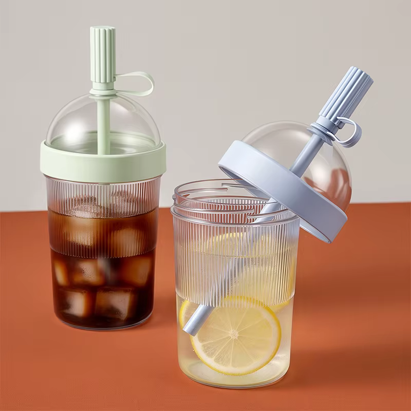 Tasses à café réutilisables avec couvercles
