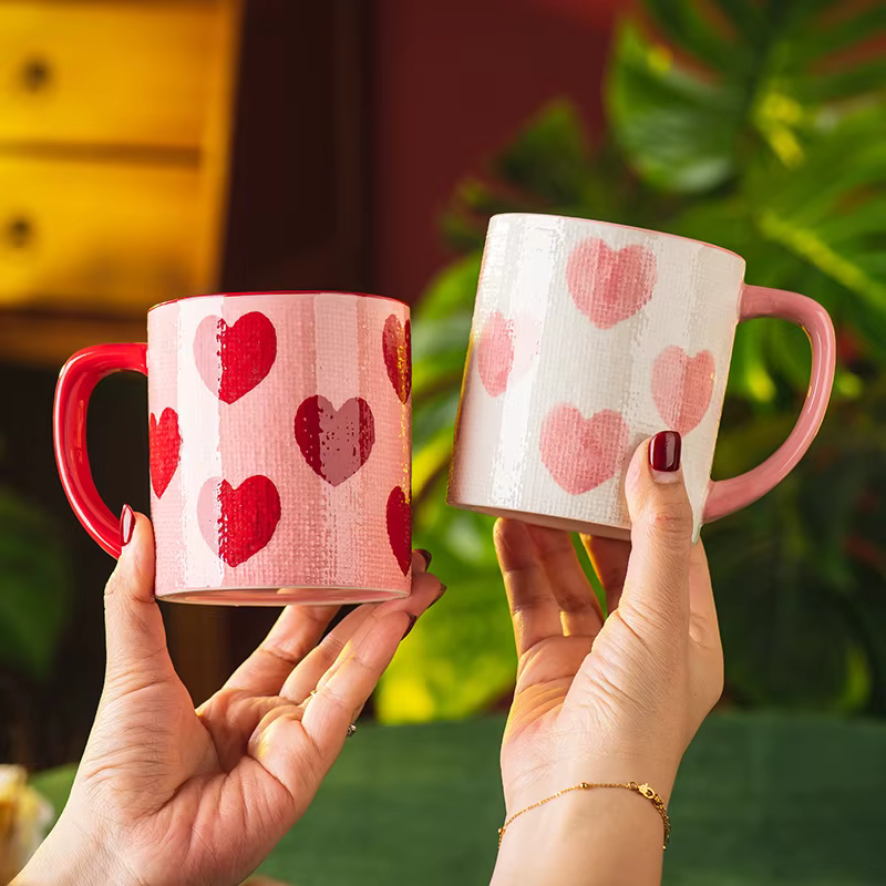 Tasse à café en céramique marquée cœur d'amour