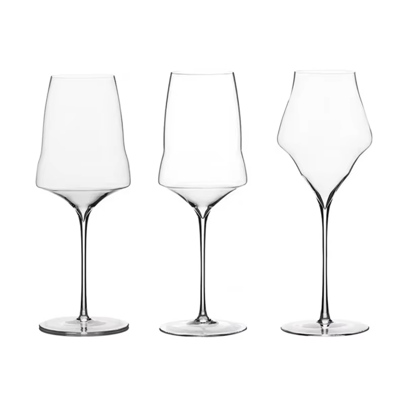 Gobelet en verre cristal ultra-fin fait à la main