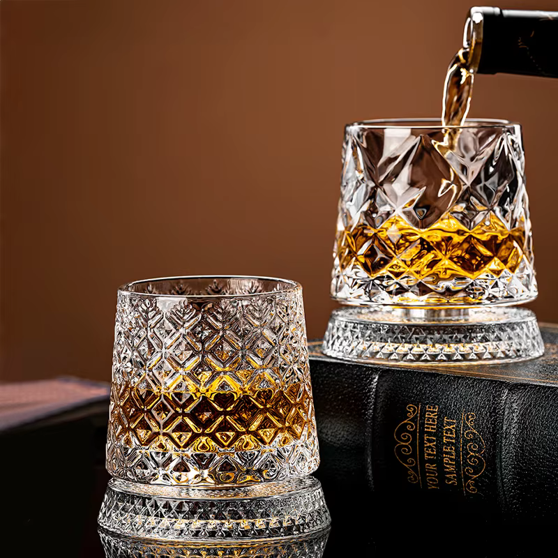 Nouvelles Verres à Whisky Rotatifs 2026 avec Base en Verre