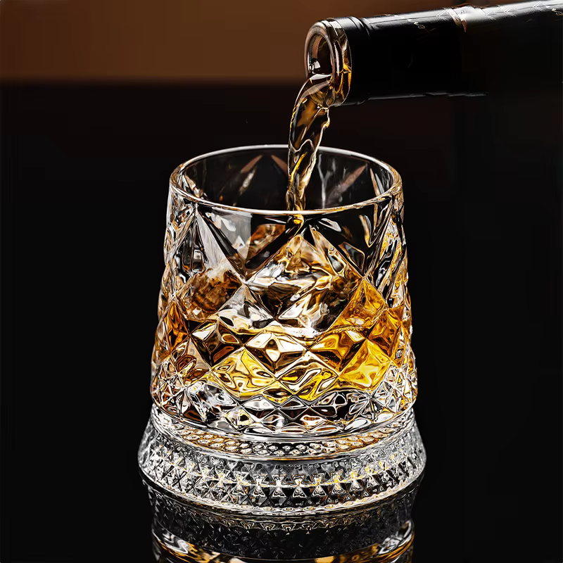 Nouvelles Verres à Whisky Rotatifs 2026 avec Base en Verre