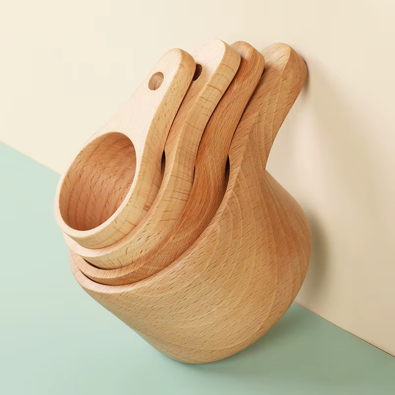 Cuillère de cuisson en hêtre