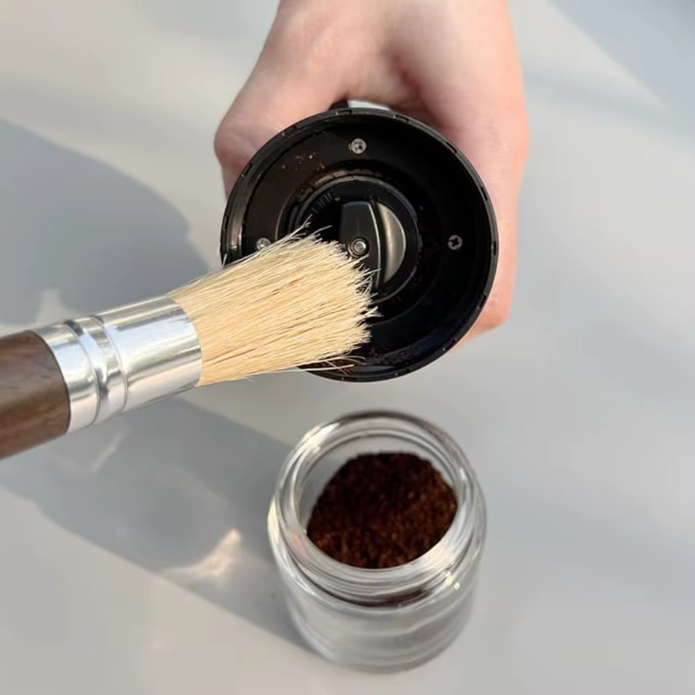 Brosse de nettoyage pour moulin à café