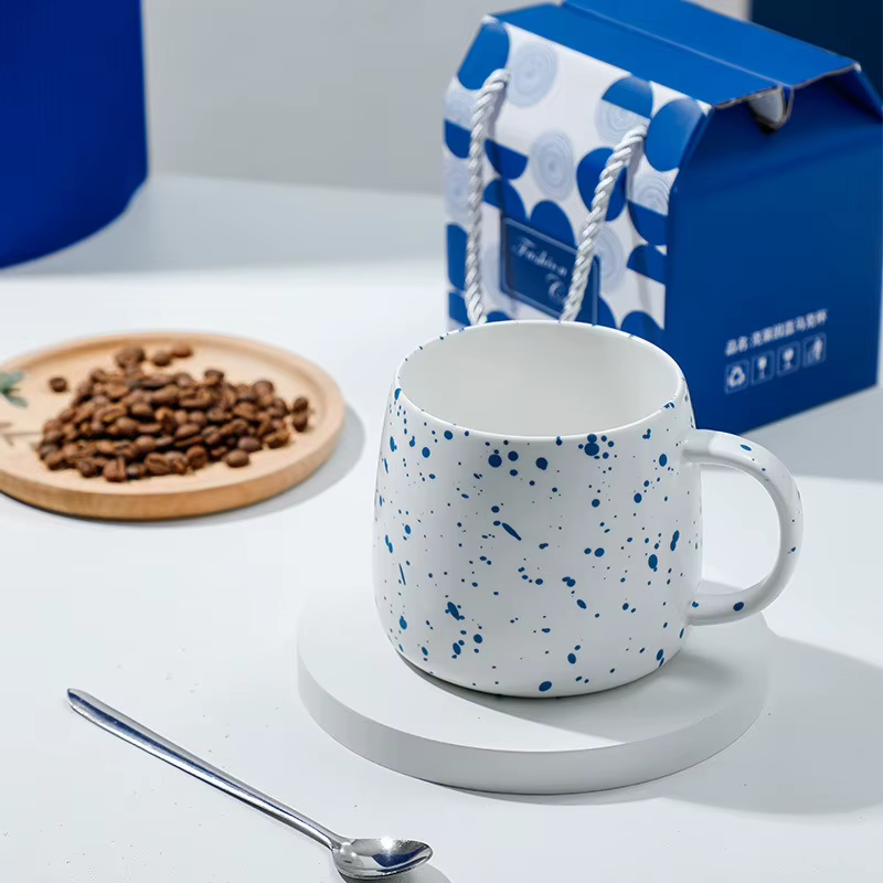 Tasse à café GT en céramique bleue