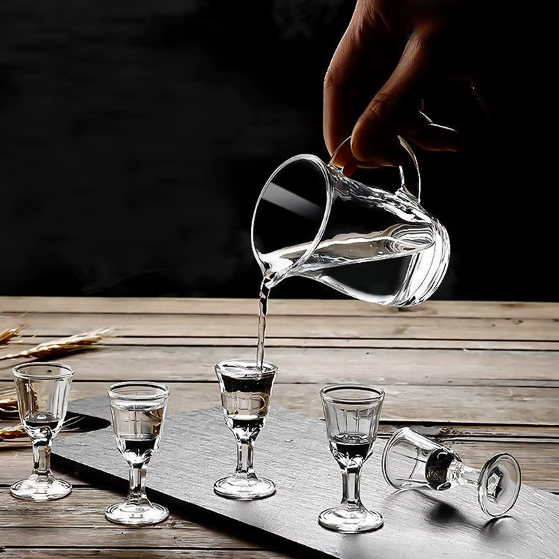 Ensemble de verres à vin avec poignée de 120ml