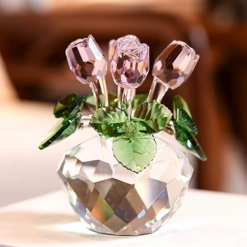 Figurines de roses en cristal