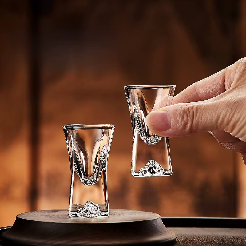 6 pièces ensembles de verres à vin exquis créatif Baijiu tasse Iceberg fond verre à vin