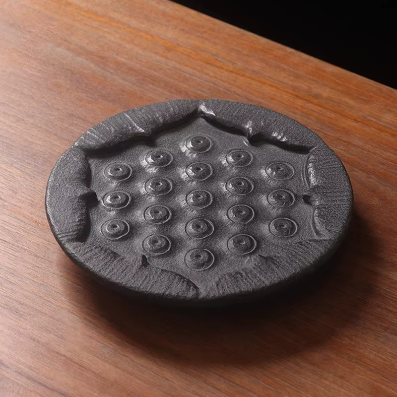 Plateau à thé Zen Lotus Pod – Basalt noir sculpté à la main