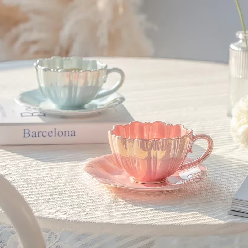 Tasse en céramique de pétale de perle
