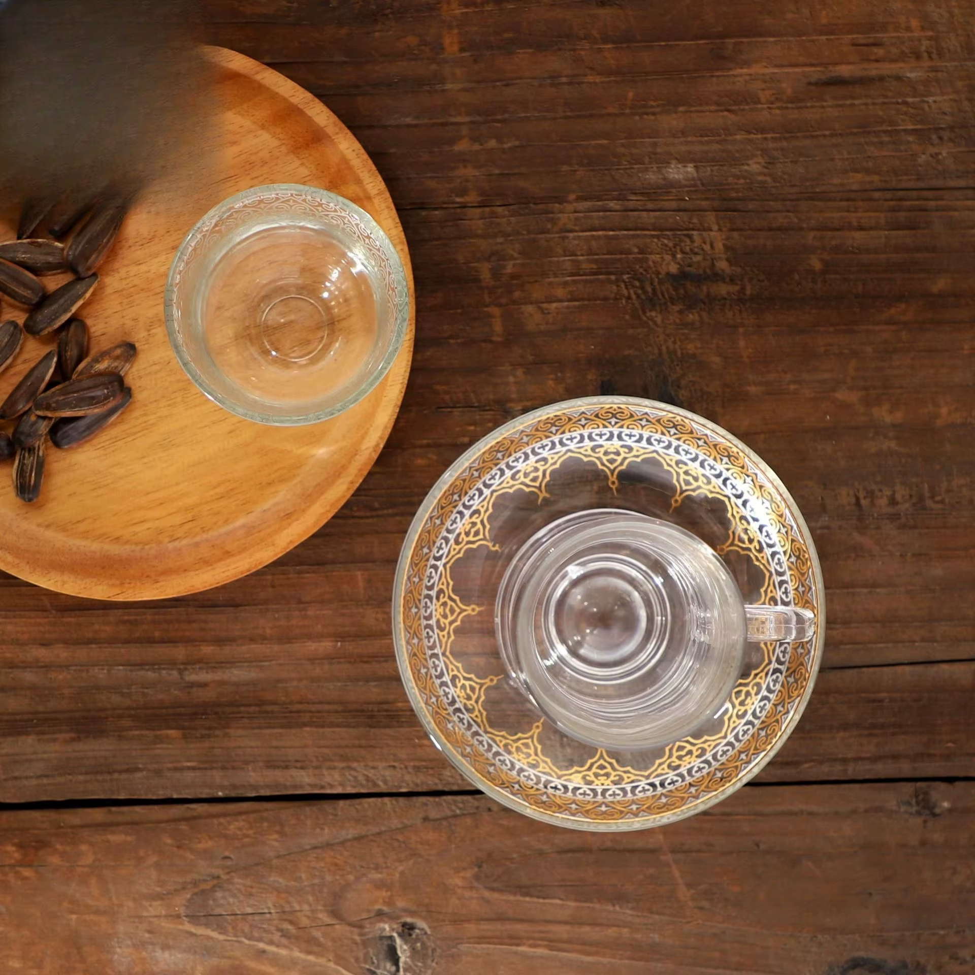 Ensemble de 18 tasses à café turques du Moyen-Orient en verre
