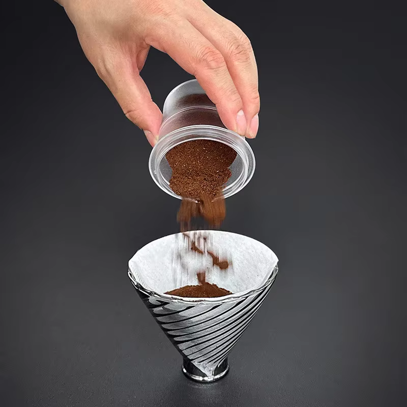 Tasse de dosage de café transparente