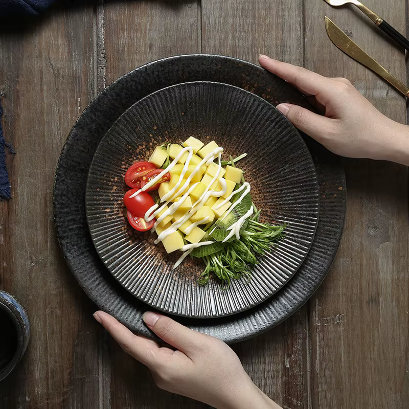 Assiette de cuisine occidentale en céramique