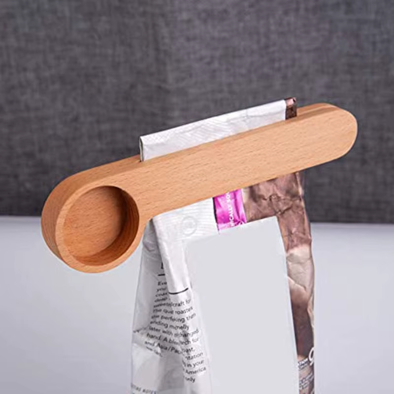 Cuillère à café et Dessert