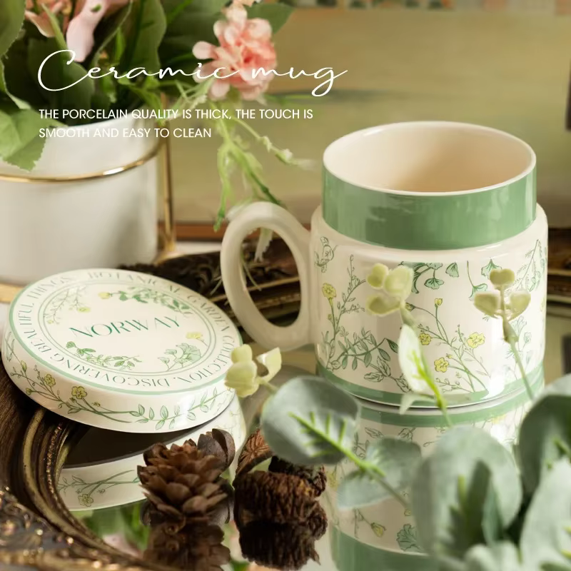 Tasse à café en céramique avec couvercle