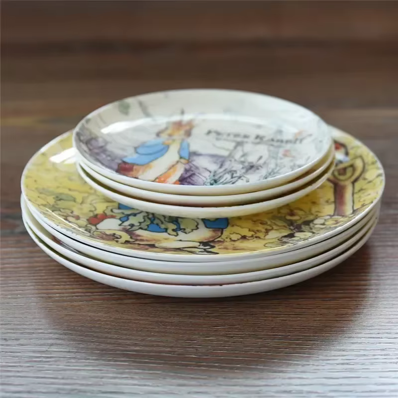 Assiette à collation en céramique