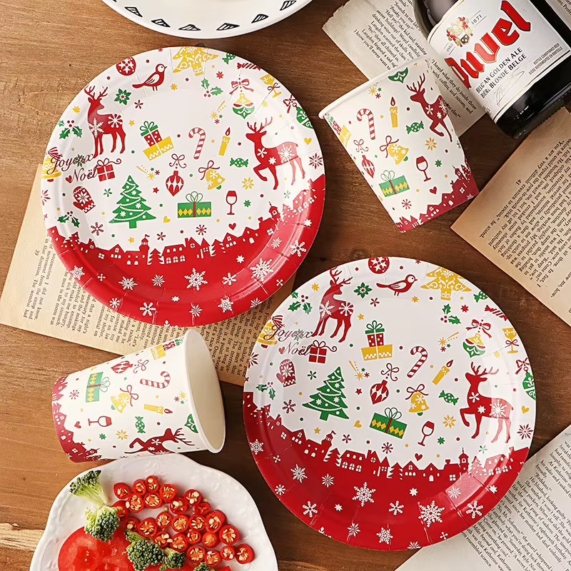 Vaisselle jetable pour fête de noël