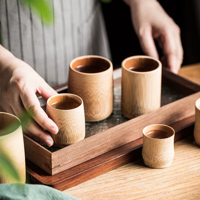 Tasse en bambou naturelle sculptée