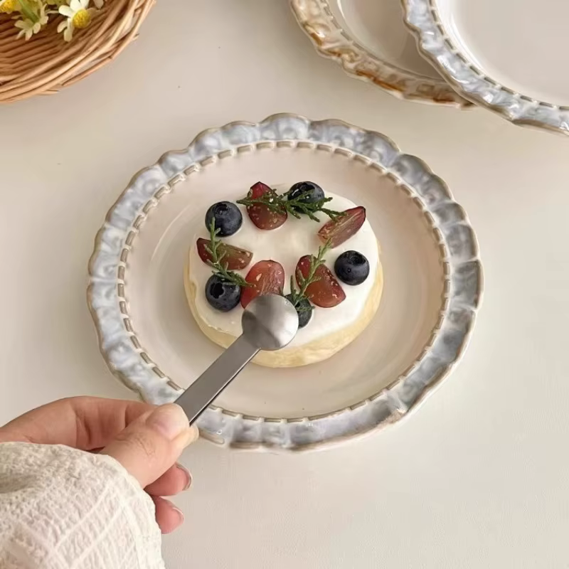 Assiette à manger rétro française