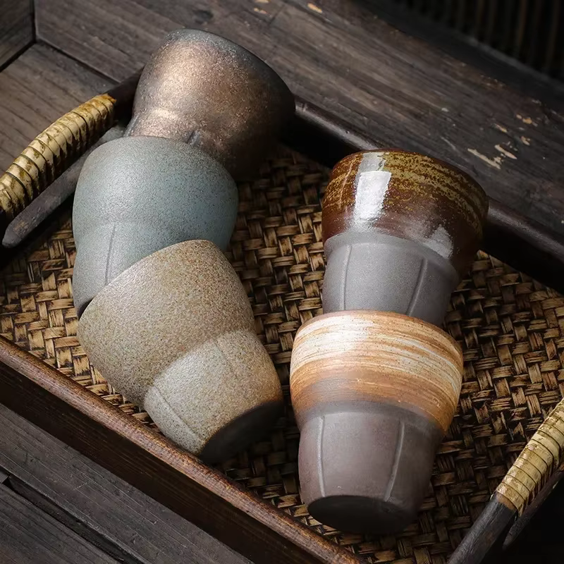Tasse à café expresso en poterie grossière de style japonais