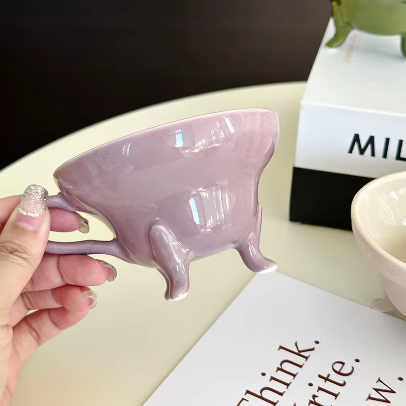 Tasse à café Tripodia en céramique exquise