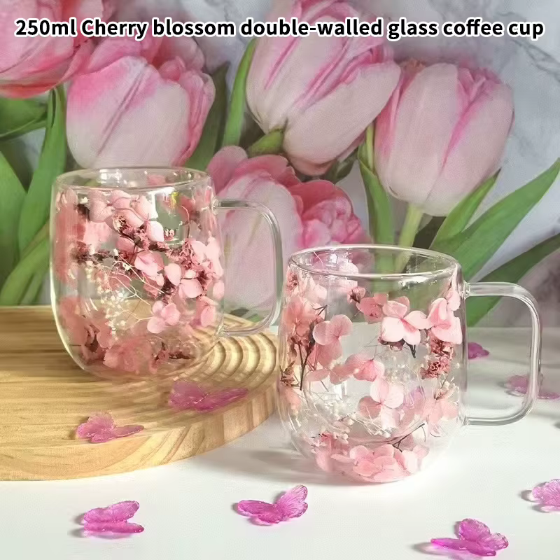 (PLUM) 1 tasse à café en verre à double paroi avec un véritable motif de fleurs à l'intérieur
