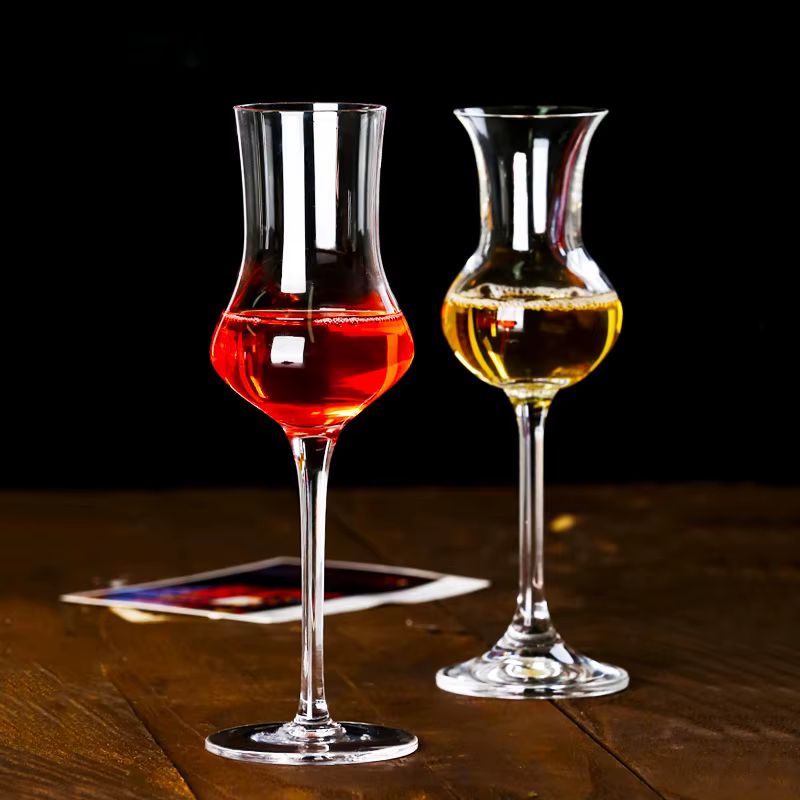 Gobelet à tulipe fine en cristal pour mariage