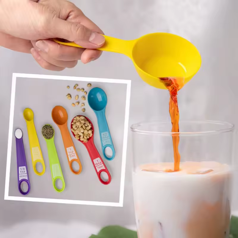 Cuillère à mesurer tasse avec échelle