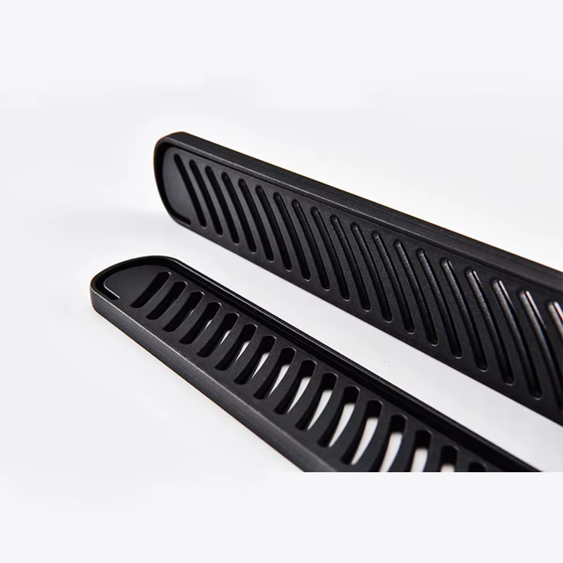 Couvre-couteaux en plastique noir
