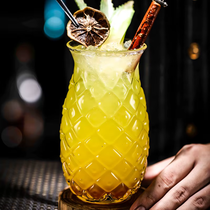 Verre à cocktail créatif en forme d'ananas