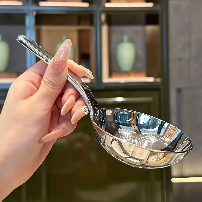 Louche à soupe élégante à grande tête