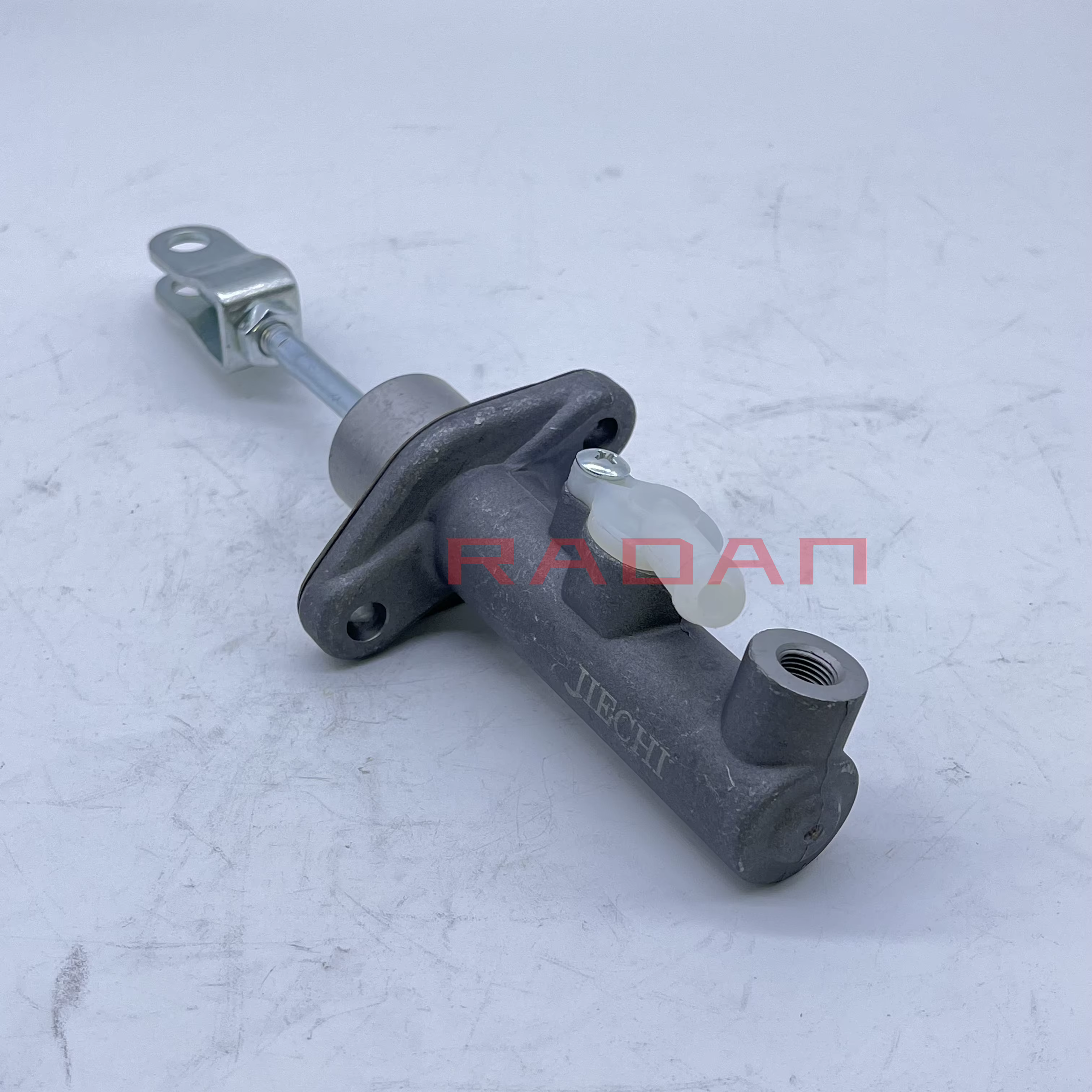 Intervalles de maître d'embrayage pour MG ightMG 350