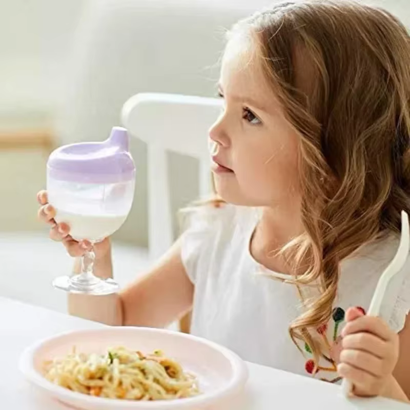 Bébé apprentissage biberon nouveauté verre à vin en forme de Sippy tasse avec couvercle enfants Toldder
