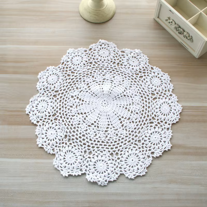 Napperon rond crocheté à la main en coton Vintage