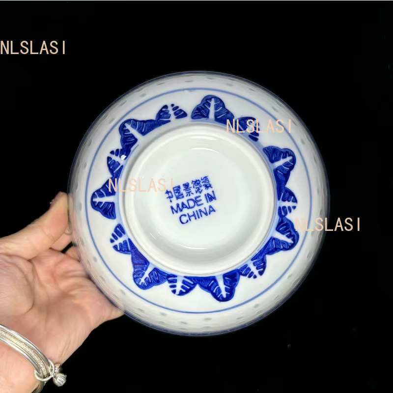 Filles à soupe ramen en porcelaine bleu et blanc