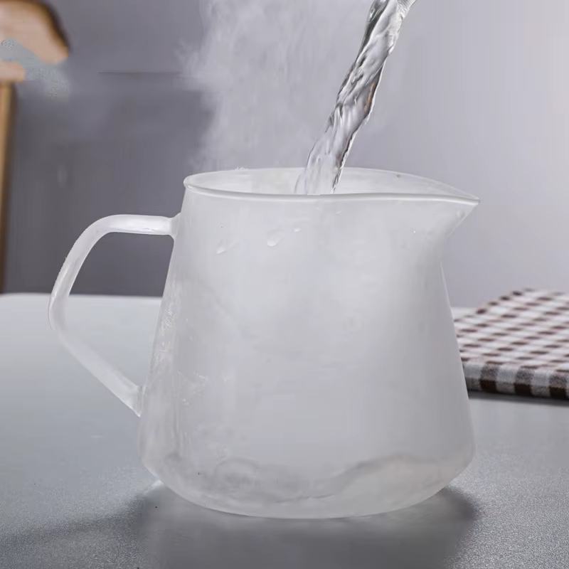 Ensemble de cafetière verser avec support en bois
