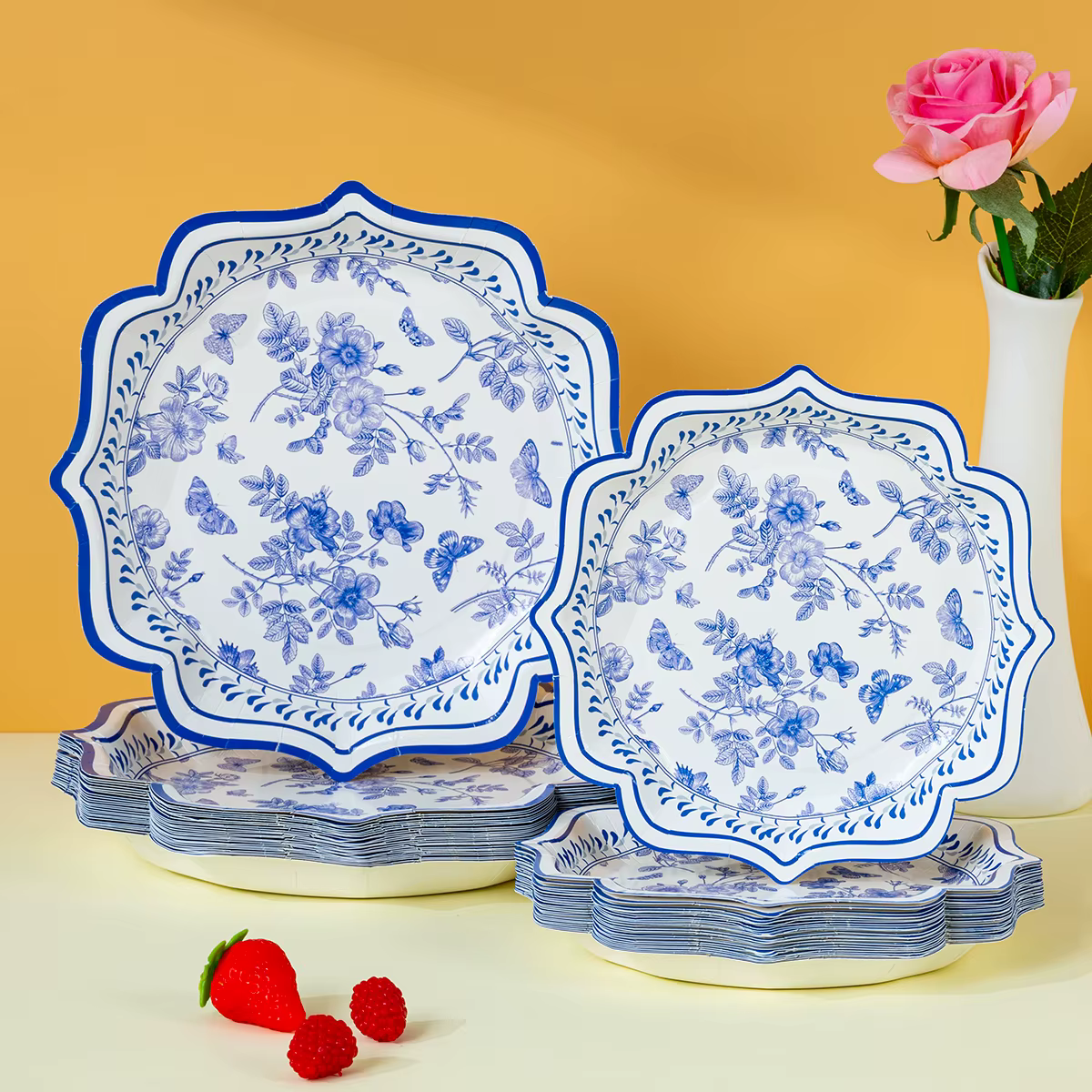 Assiettes en papier jetables à thème floral bleu