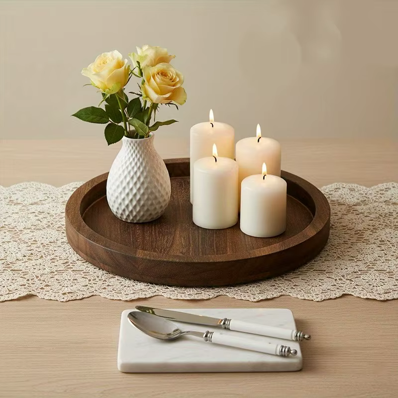 Plateau de service rond en bois rustique