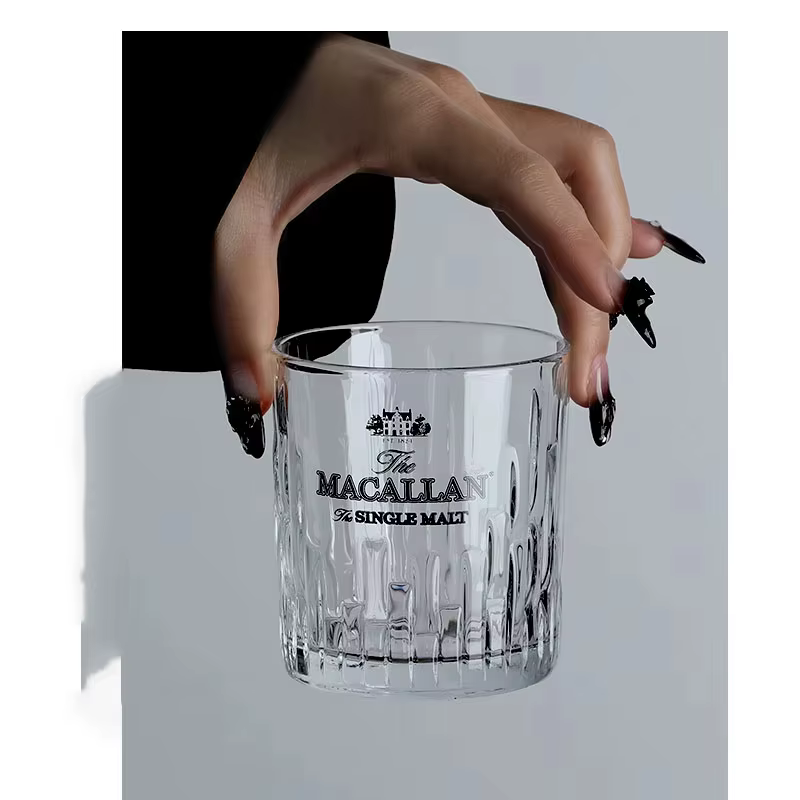 Collection privée Macallan verre cristal à facettes Der whiskybecher whisky roche