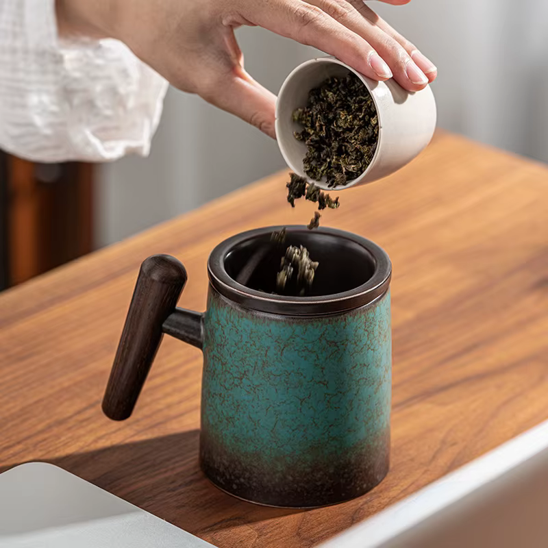 Grande tasse à thé en céramique rétro avec filtre